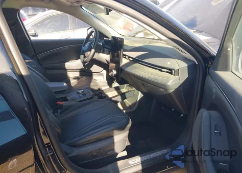 2023 Ford Mustang Mach-E Premium z USA, uszkodzony, nr VIN 3FMTK3SU9PMA77199